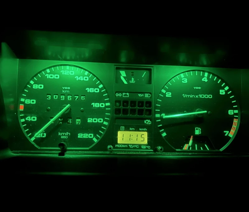 VW Golf Хечбек, снимка 12 - Автомобили и джипове - 52726575