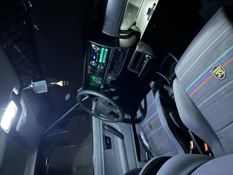 VW Golf Хечбек, снимка 10 - Автомобили и джипове - 52726575