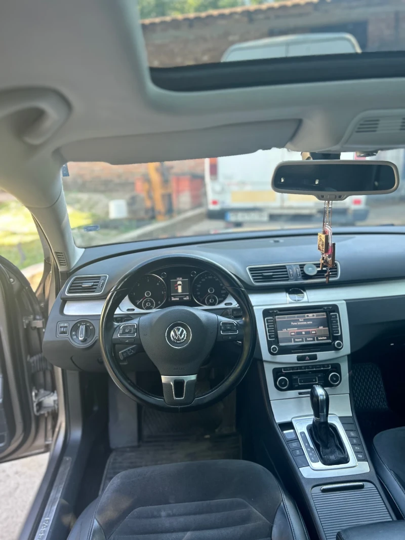 VW Passat B7 Highline, снимка 11 - Автомобили и джипове - 52859169