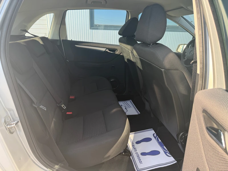 Mercedes-Benz B 200 60000км., снимка 11 - Автомобили и джипове - 52940096
