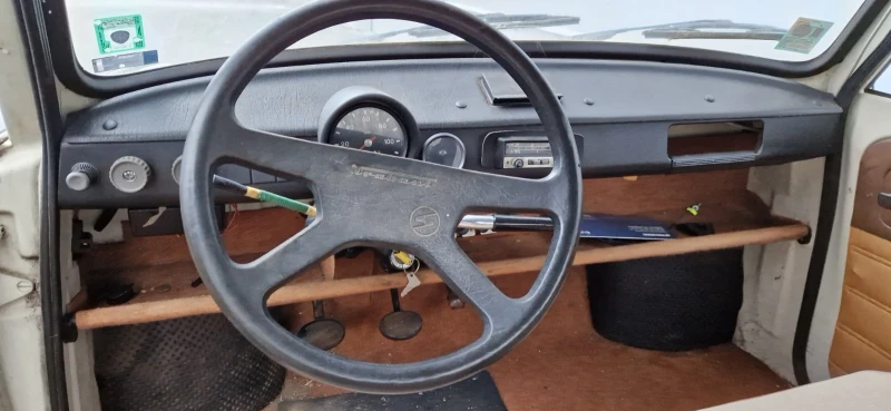 Trabant 601, снимка 3 - Автомобили и джипове - 53394302