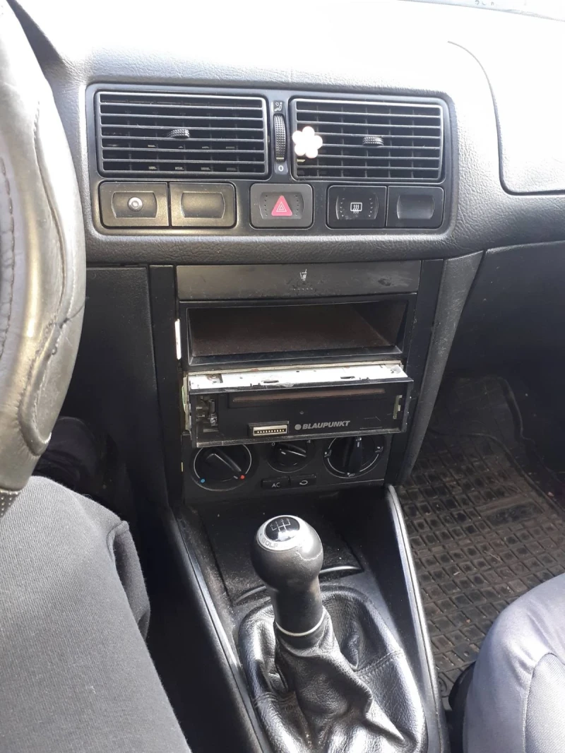 VW Golf Golf IV, 1.9 TDI, снимка 9 - Автомобили и джипове - 53541284