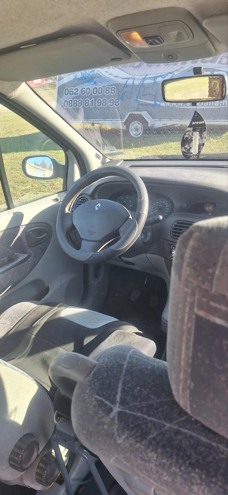 Renault Scenic 1.6 , снимка 10 - Автомобили и джипове - 48678436