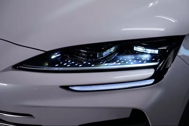 BYD Seal U HUD/360 CAMERA/PANO  - изображение 2