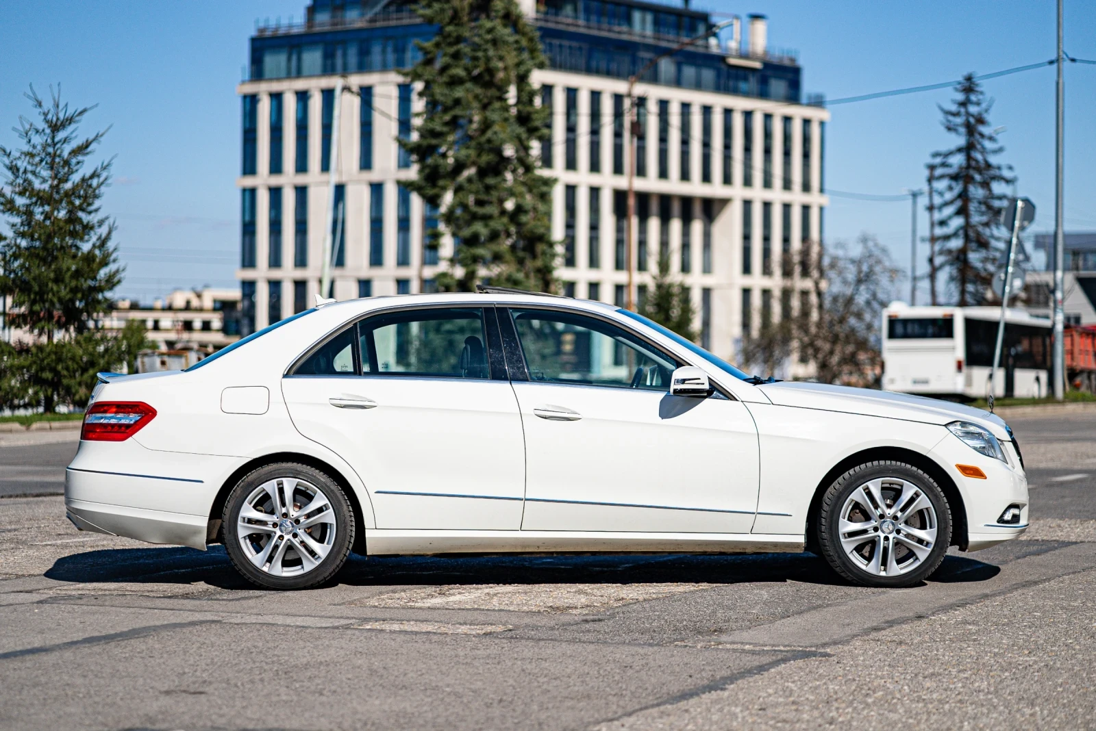 Mercedes-Benz E 500 E550 - изображение 8