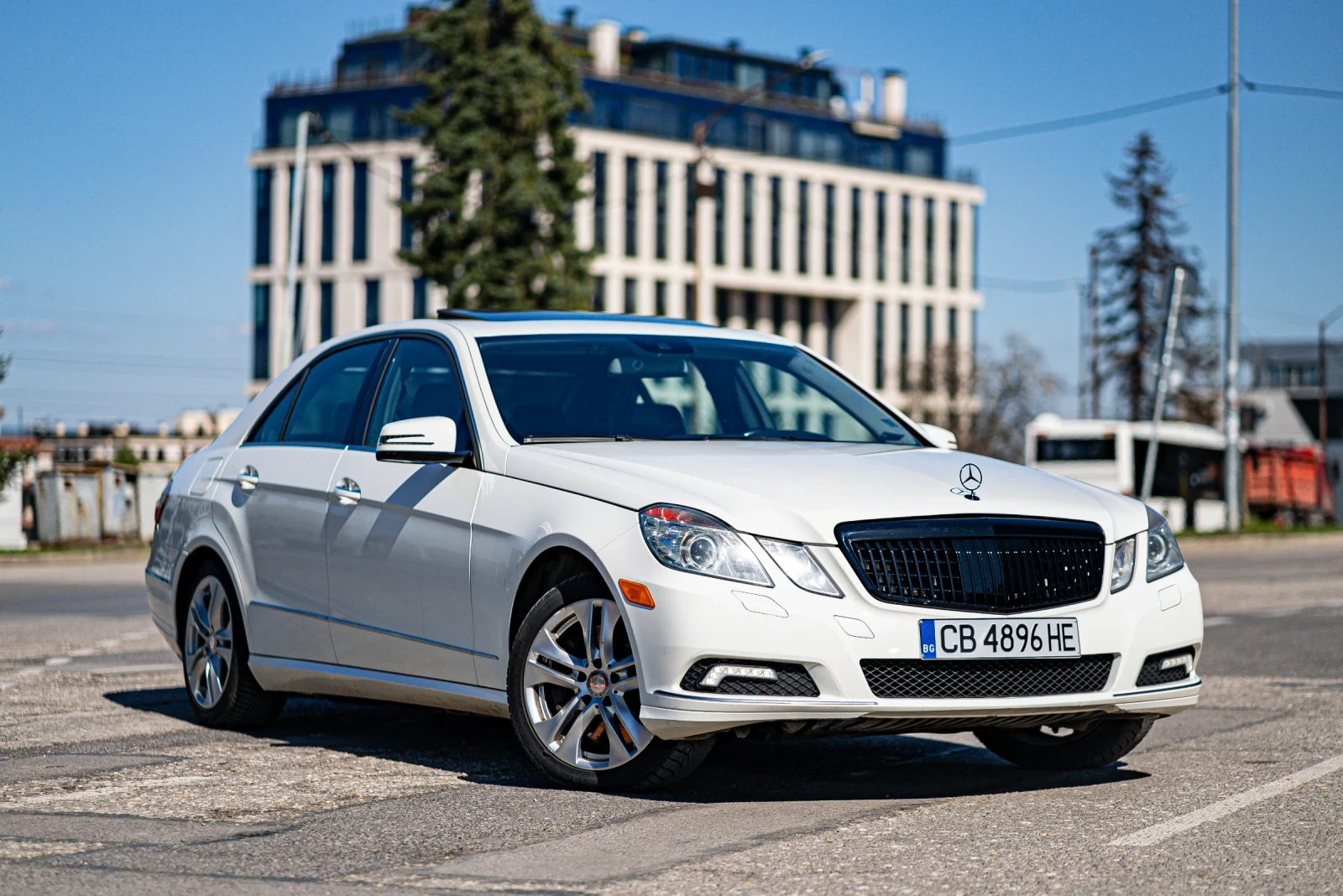 Mercedes-Benz E 500 E550 - изображение 3