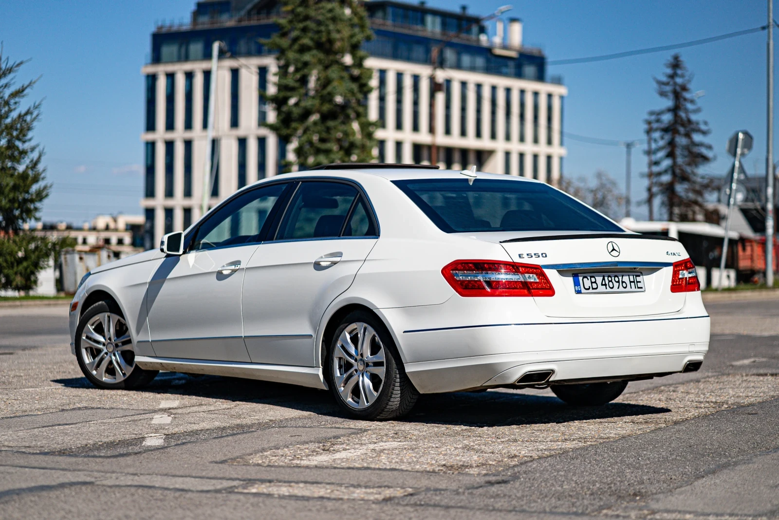 Mercedes-Benz E 500 E550 - изображение 4