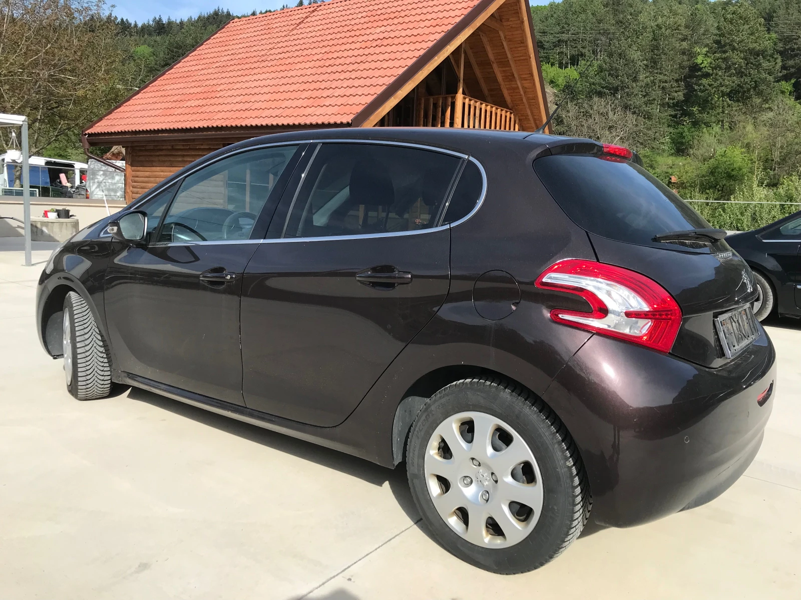 Peugeot 208 1, 4бен.104х.км.Evro 5b. - изображение 4