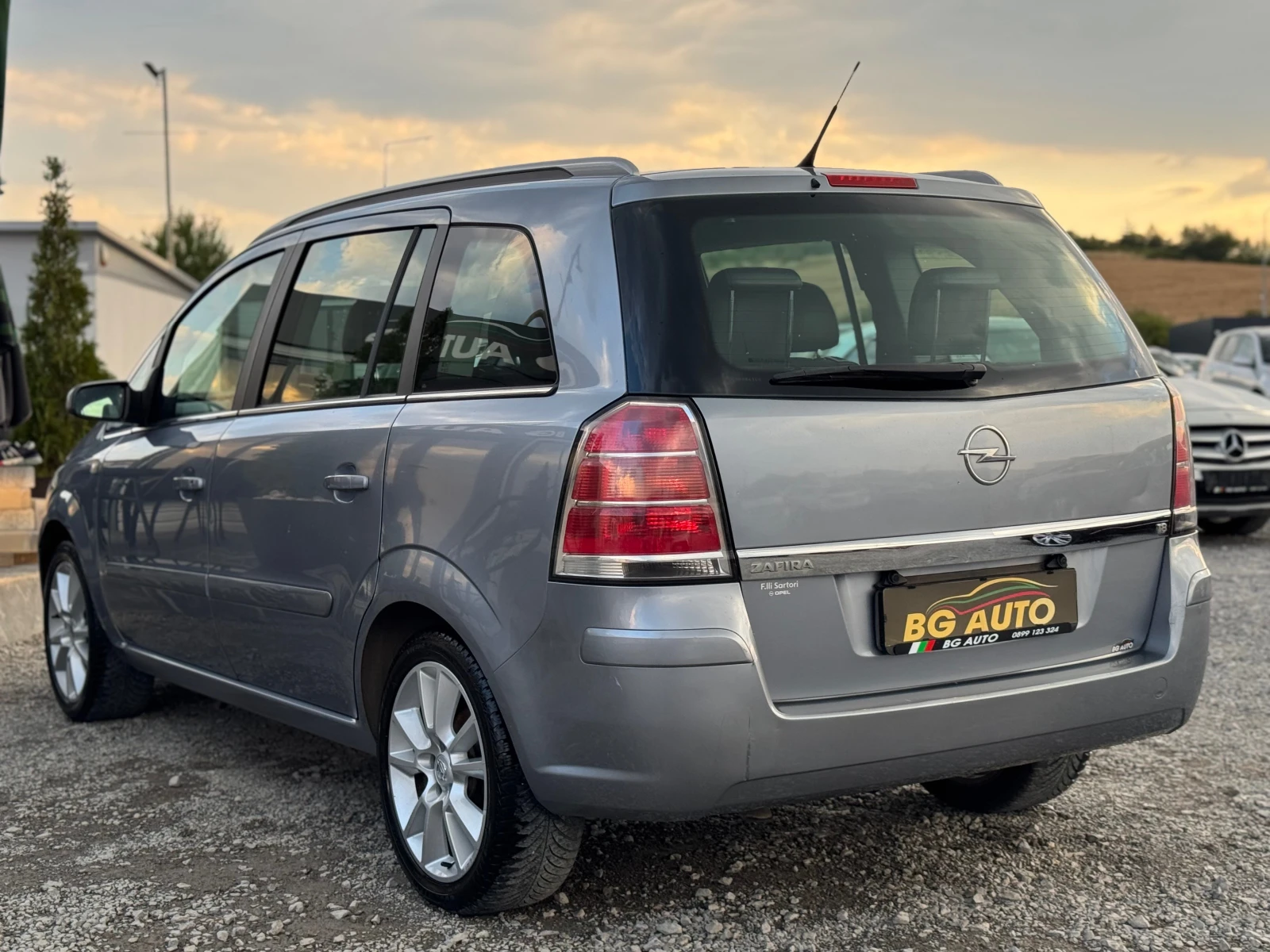 Opel Zafira * 1.8-140* ИТАЛИЯ* ГАЗ* 7 МЕСТА* COSMO*  - изображение 6