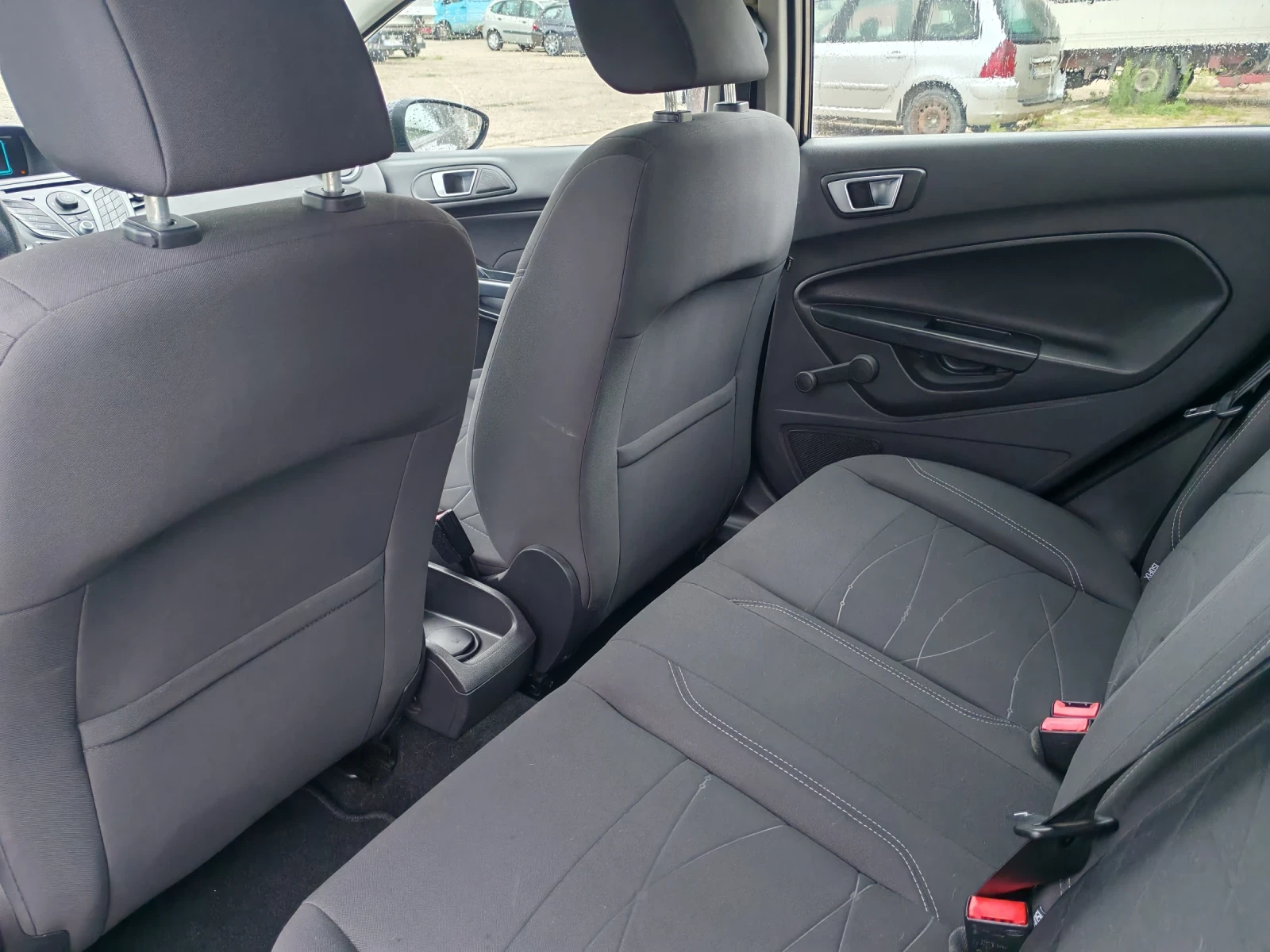 Ford Fiesta  - изображение 9