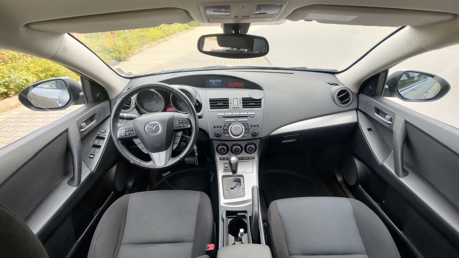Mazda 3 2.0 150hp AUTOMATIC - изображение 9
