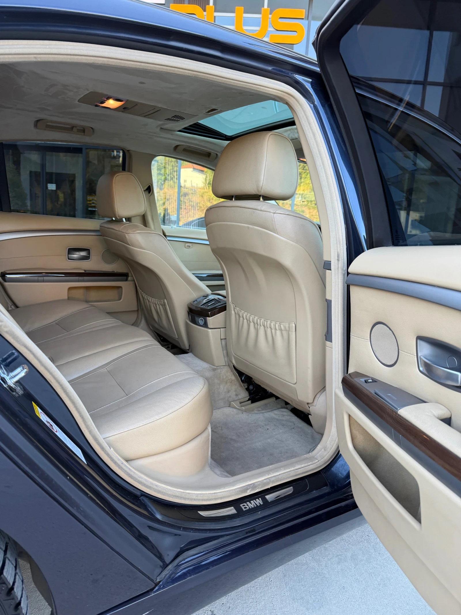 BMW 730 Facelift/Алкантара Таван/Подгрев - изображение 10