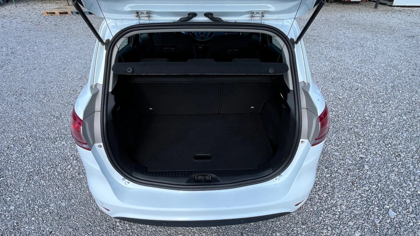 Ford B-Max 1.4 TREND 90 | Mobile.bg — изображение 16