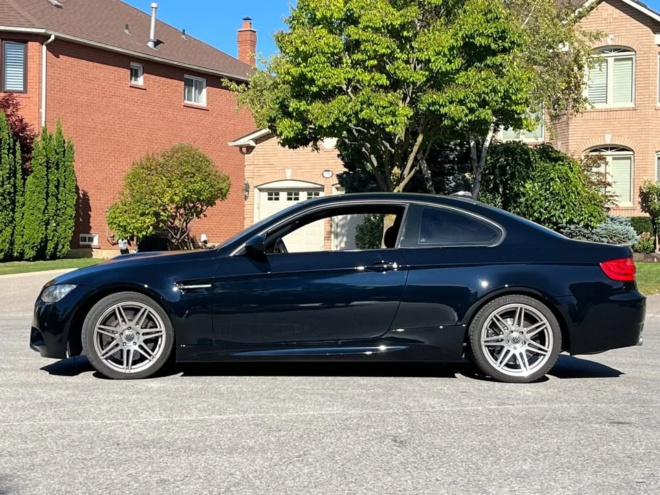 BMW M3 MANUAL * * CARFAX * * АВТОКРЕДИТ * *  - изображение 4