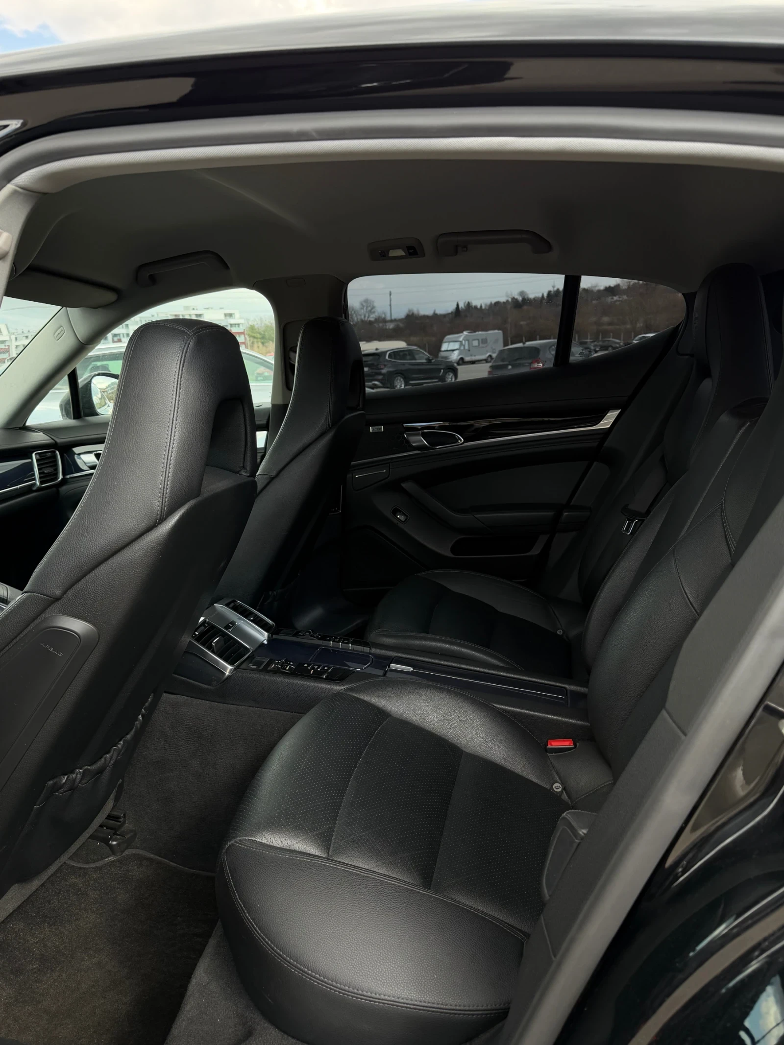 Porsche Panamera 3.0TDI Platinum Edition , снимка 10 - Автомобили и джипове - 53345338