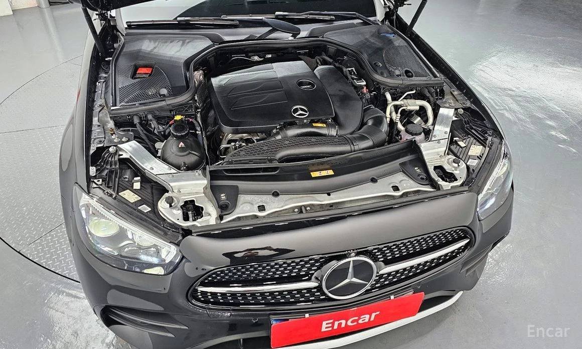 Mercedes-Benz E 350  - изображение 6