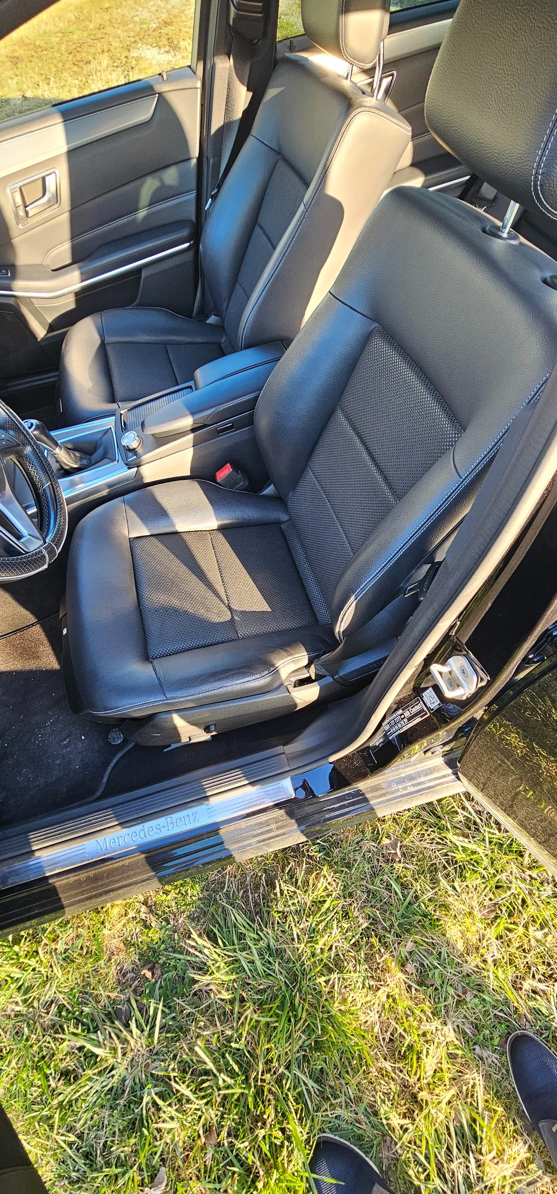 Mercedes-Benz E 200, снимка 14 - Автомобили и джипове - 53696614