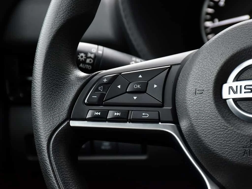 Nissan Sentra * S Plus CVT * CARFAX * ЦЕНА ДО БГ, снимка 12 - Автомобили и джипове - 53760296