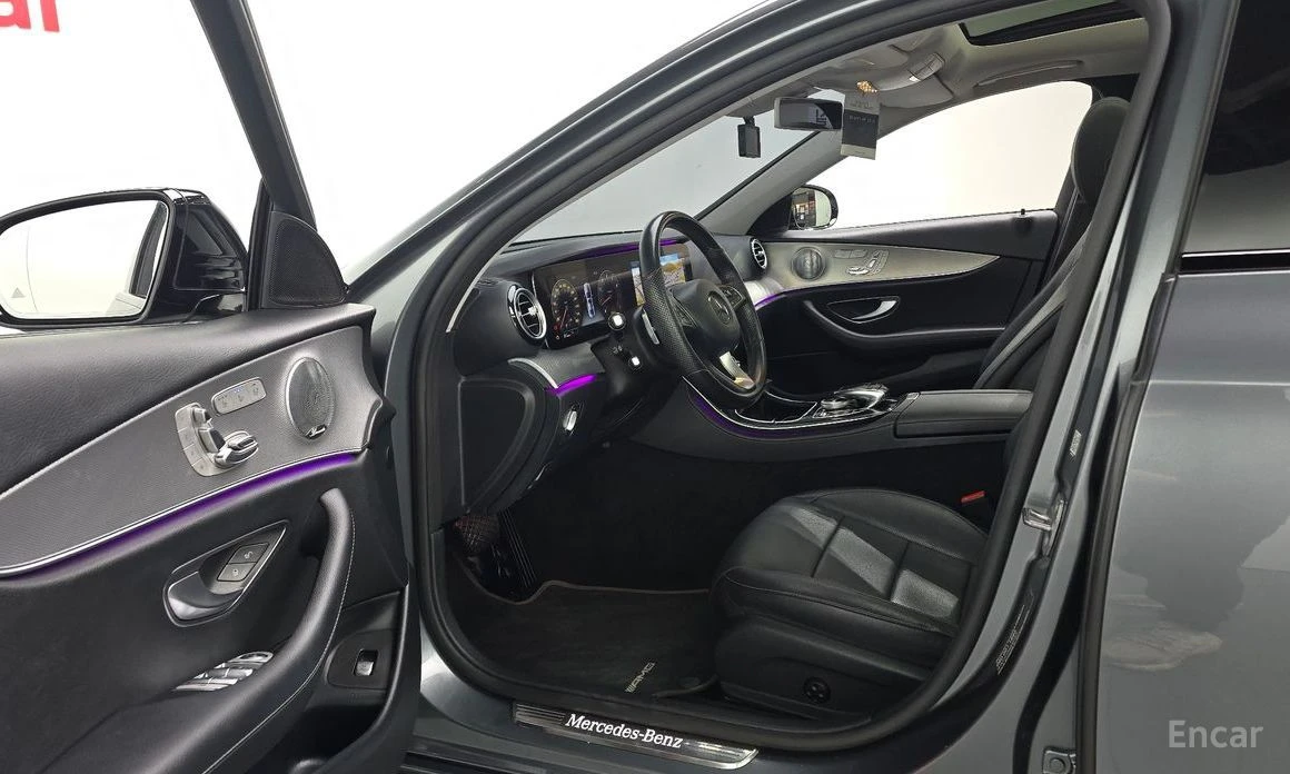 Mercedes-Benz E 300, снимка 10 - Автомобили и джипове - 53972795