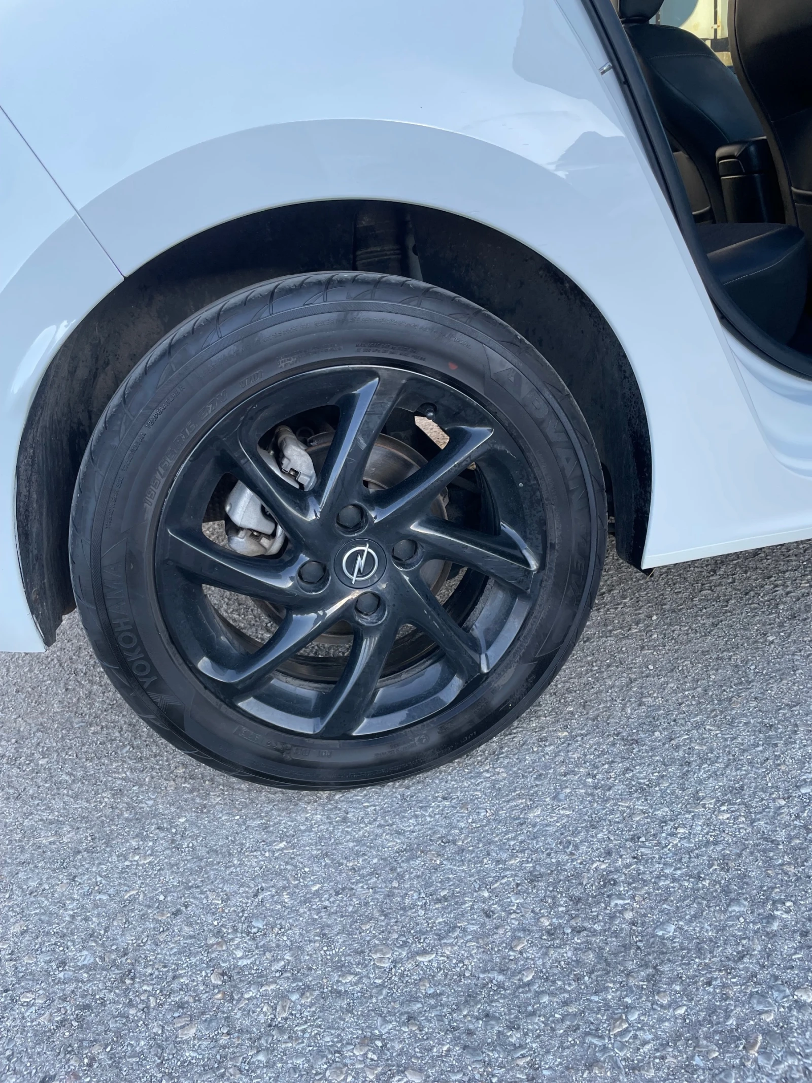 Opel Corsa, снимка 12 - Автомобили и джипове - 54210364