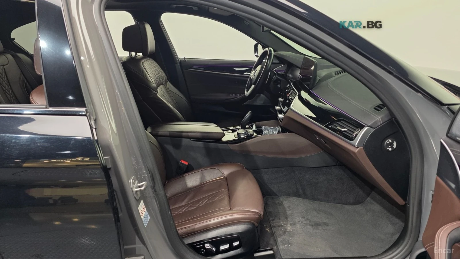 BMW 550 I / XDRIVE / M PKG / BOWERS / DISTRONIC / LASER, снимка 11 - Автомобили и джипове - 54670144