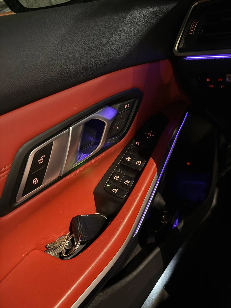 BMW 330 e M Sport Laser HUD GSD ACC 360 M | Mobile.bg � ����������� 8