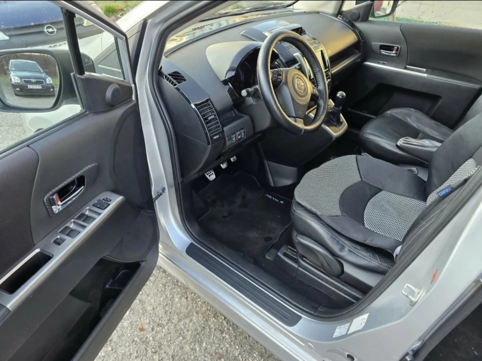 Mazda 5 2000 CDTI, 6+ 1 места, снимка 8 - Автомобили и джипове - 54989633