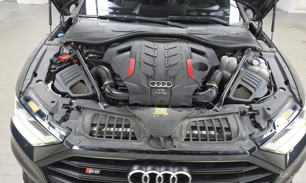 Audi S8 LONG QUATTRO* МАСАЖ* HUD* 360* SOFT CLOSE, снимка 6 - Автомобили и джипове - 55562115