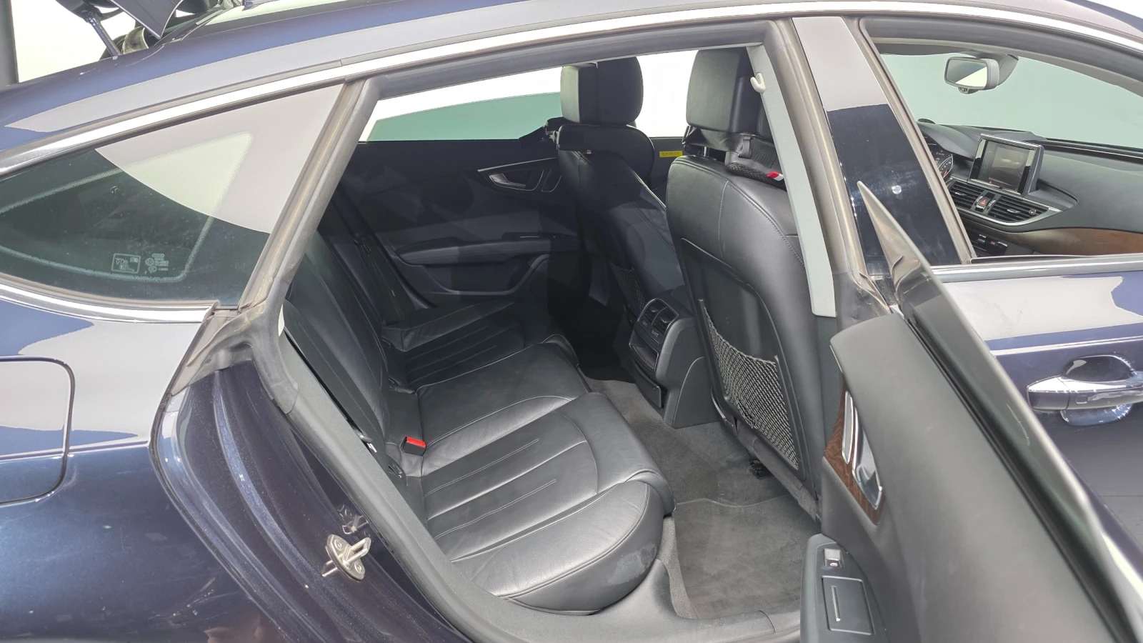 Audi A7 3.0 TDI Sportback, снимка 11 - Автомобили и джипове - 55940240
