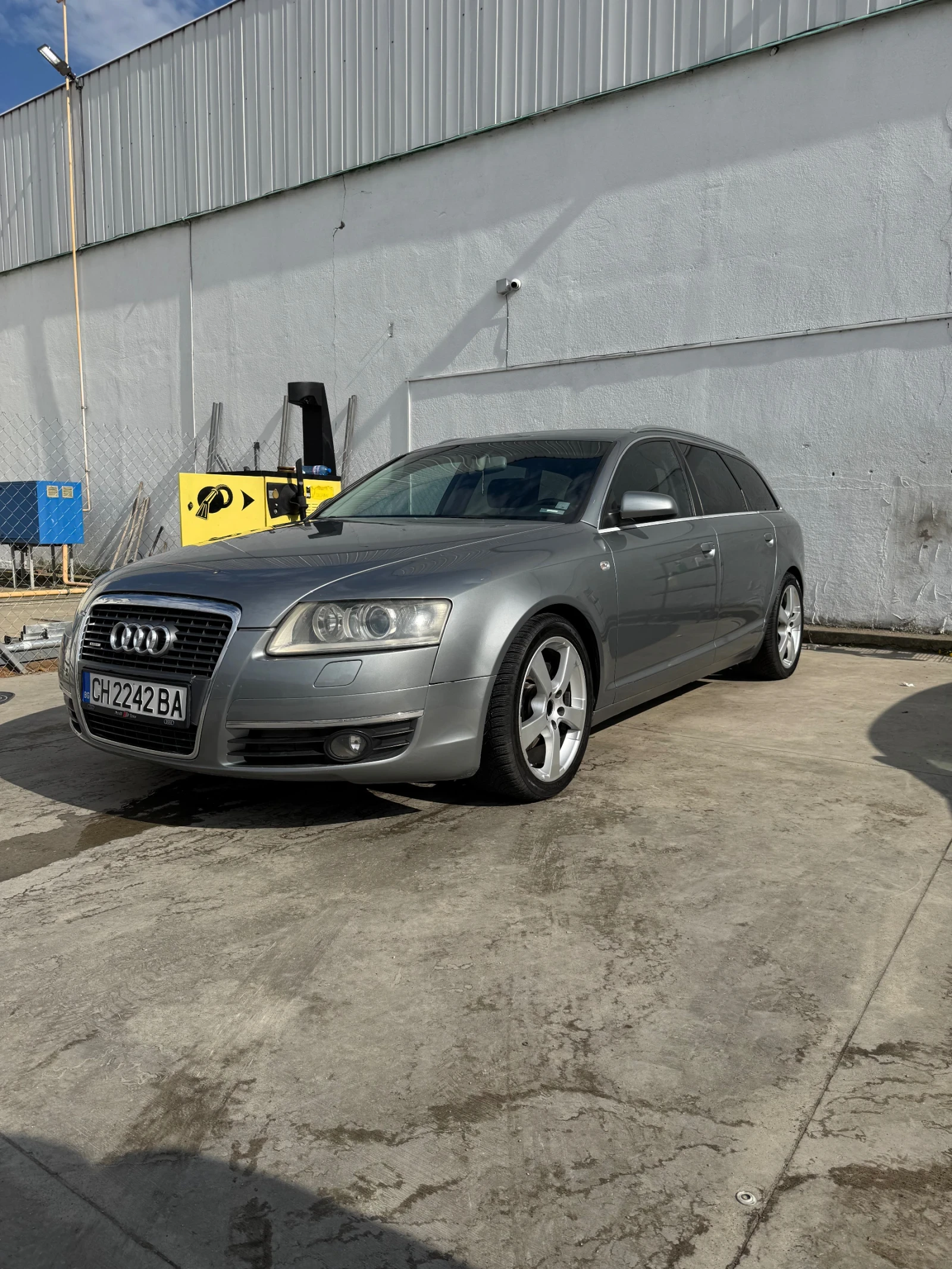 Audi A6, снимка 2 - Автомобили и джипове - 56221355