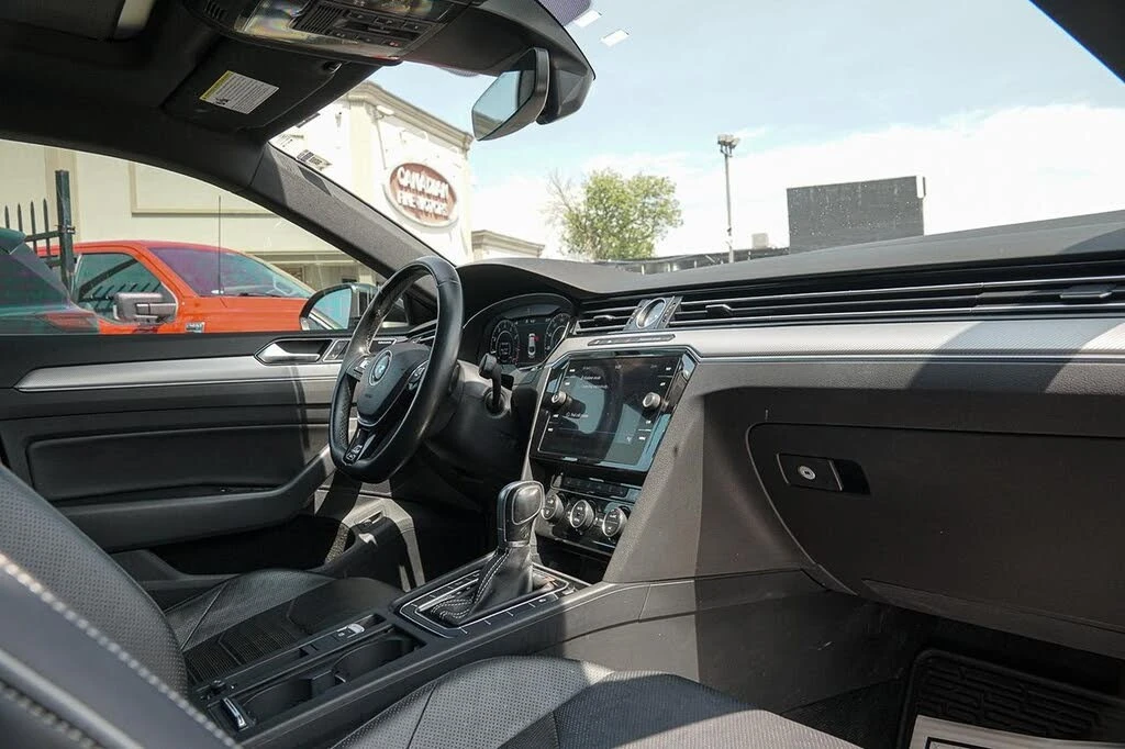 VW Arteon 2019* SEL R-LINE* 4MATION* BLK OPT* ОБДУХ* ШИБИДАХ, снимка 15 - Автомобили и джипове - 56302040