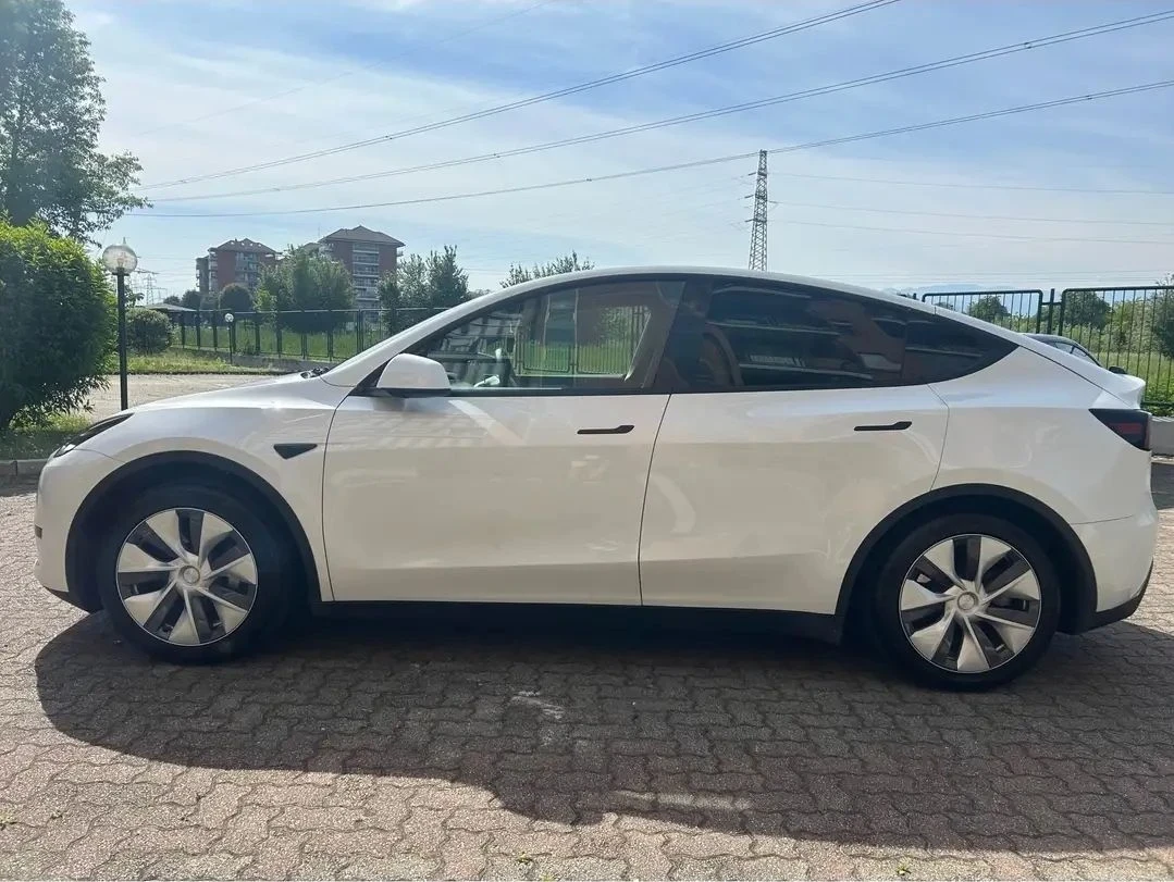 Tesla Model Y Lond Range RWD, снимка 3 - Автомобили и джипове - 56323049