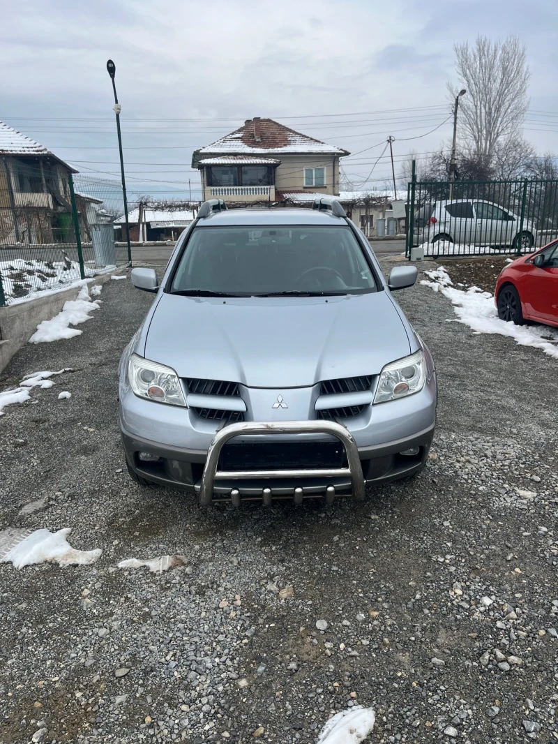 Mitsubishi Outlander 2.4i 4x4 LPG, снимка 5 - Автомобили и джипове - 48797914