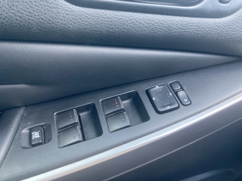 Mazda CX-7, снимка 12 - Автомобили и джипове - 52449584