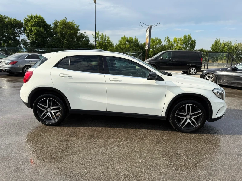 Mercedes-Benz GLA 200 4x4-PANORAMA-LED-BIXENON-KAMERA-GERMANIA !!!, снимка 2 - Автомобили и джипове - 51439660