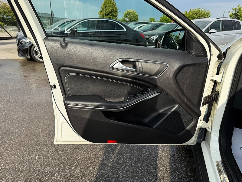 Mercedes-Benz GLA 200 4x4-PANORAMA-LED-BIXENON-KAMERA-GERMANIA !!!, снимка 9 - Автомобили и джипове - 51439660