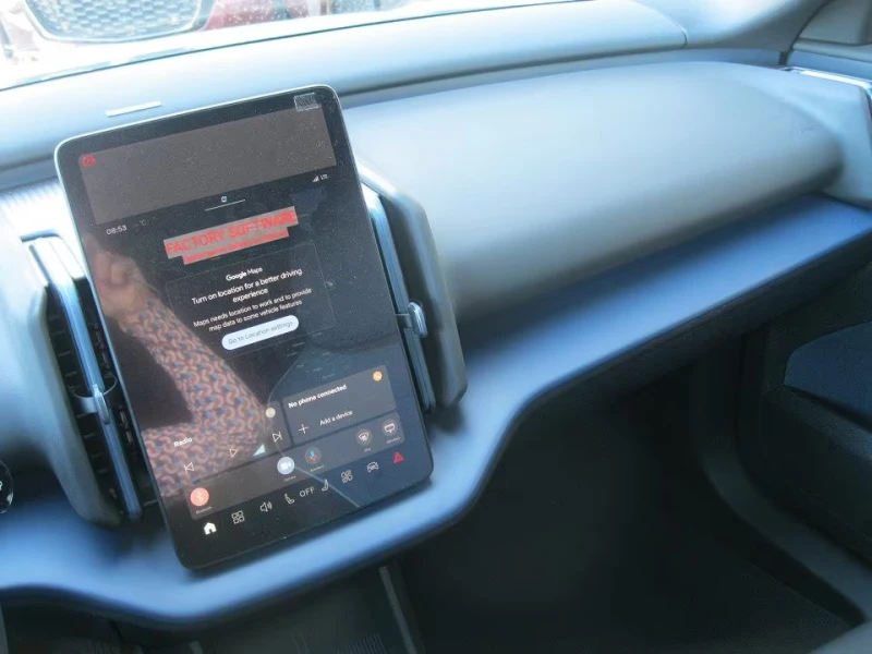 Volvo EX30 TWIN-PLUS/428HP/ACC/AMBI/BSA/CPLAY/L.ASS/DAB/972f, снимка 11 - Автомобили и джипове - 52725703