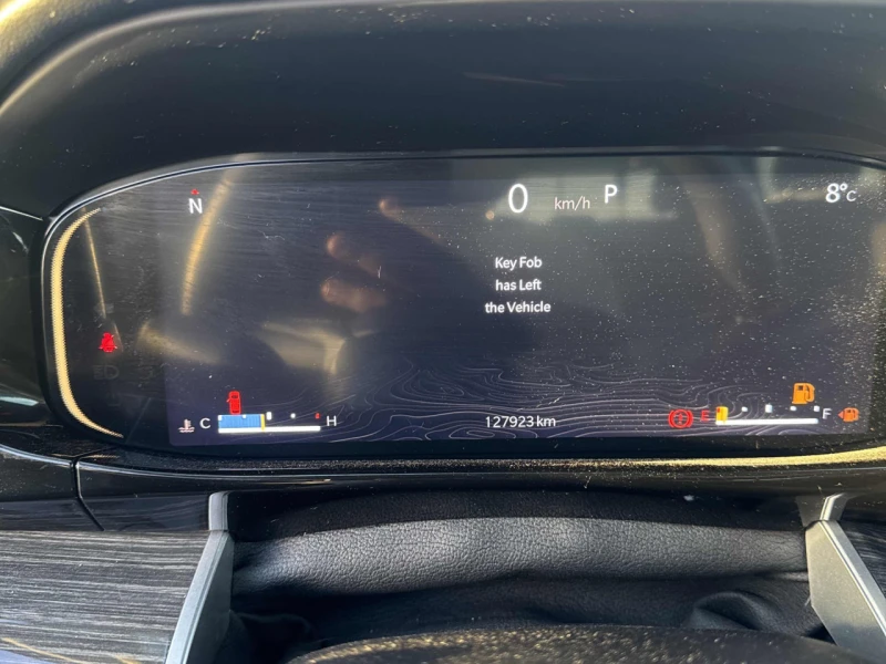 Jeep Grand Wagoneer CARFAX* АВТОФИНАНСИРАНЕ БЕЗ ПЪРВОНАЧАЛНА ВНОСКА, снимка 8 - Автомобили и джипове - 53056031