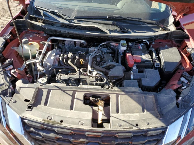 Nissan Rogue 2.5* SV, снимка 12 - Автомобили и джипове - 53403575