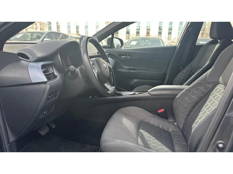 Toyota C-HR 1.8HSD Club, снимка 13 - Автомобили и джипове - 48953778