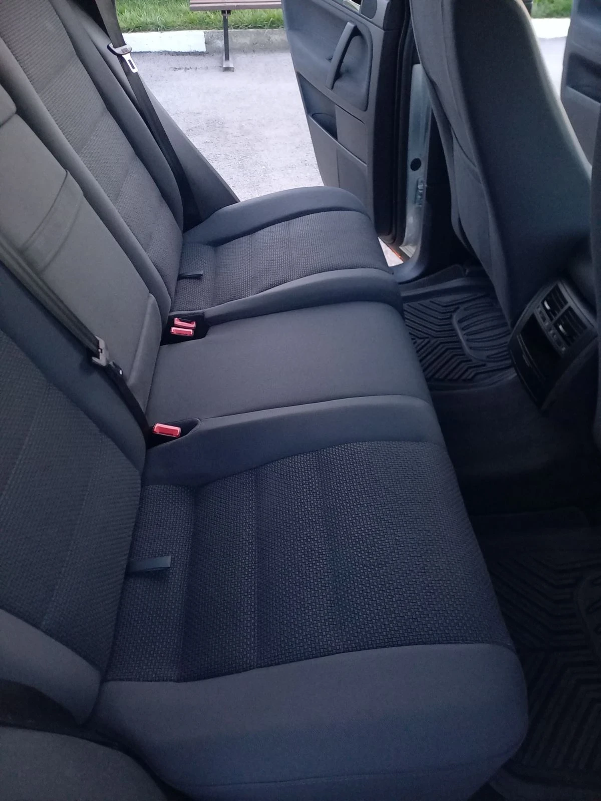 VW Touareg 2.5 - изображение 5