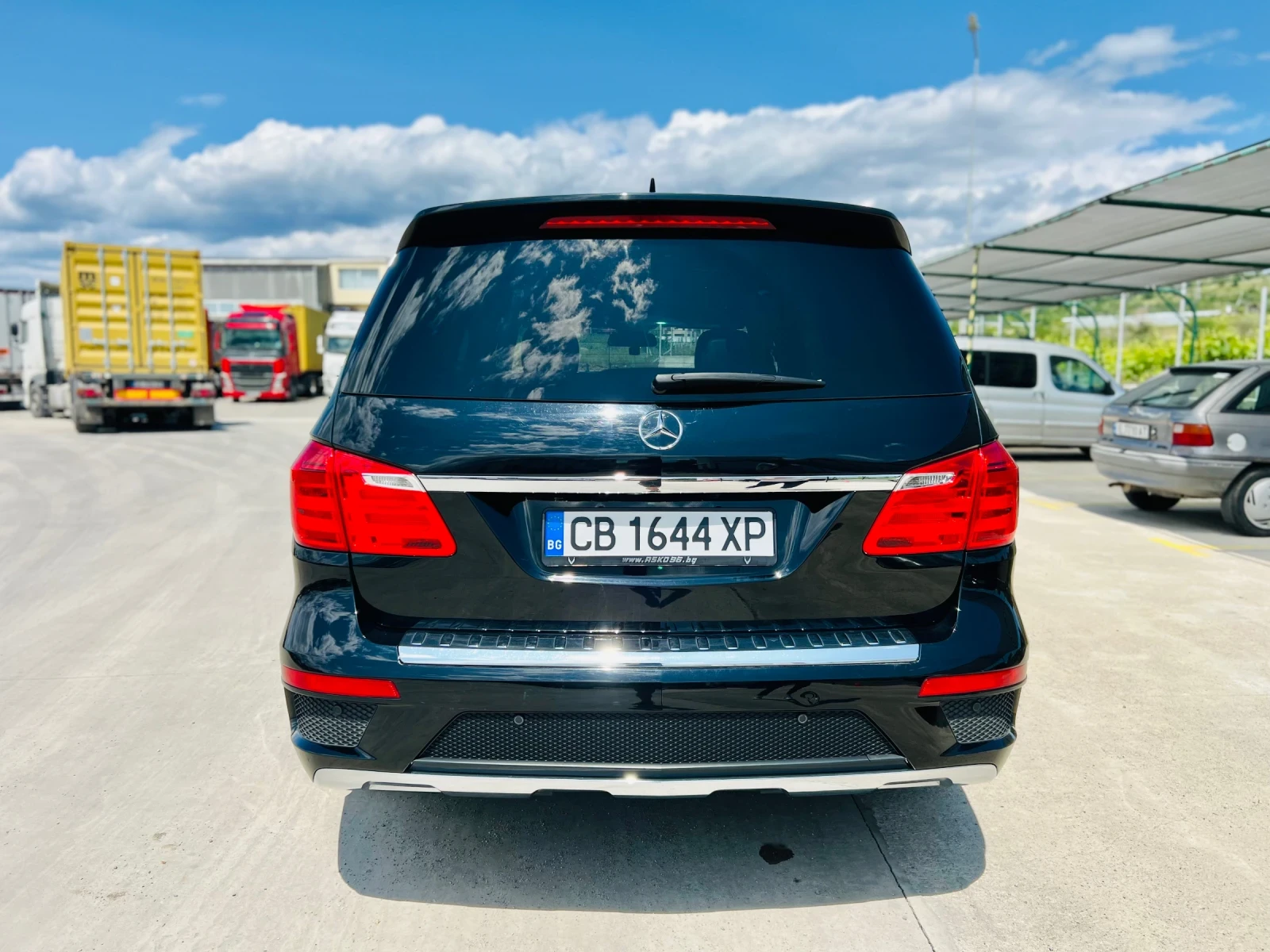 Mercedes-Benz GL 350 7места AMG DESIGNO Обдухване Подгрев Масаж Пано Di - изображение 8