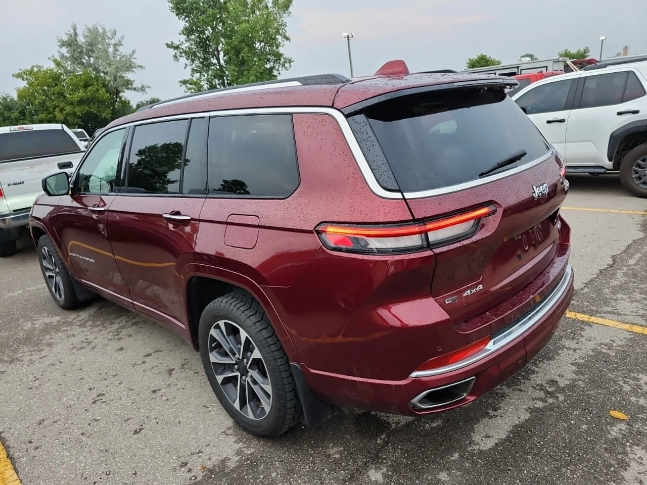 Jeep Grand cherokee AWD * CARFAX * АвтоКредит * Цена до България*  - изображение 4
