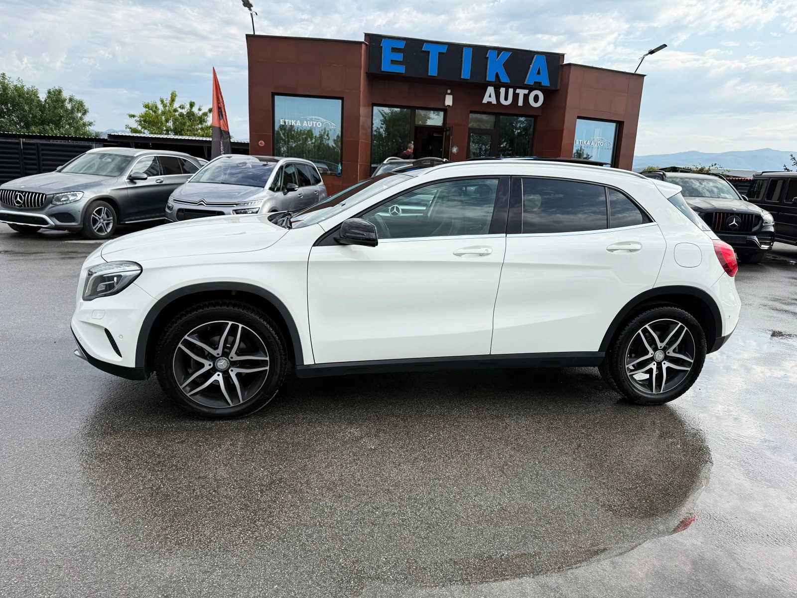 Mercedes-Benz GLA 200 4x4-PANORAMA-LED-BIXENON-KAMERA-GERMANIA !!! - изображение 5