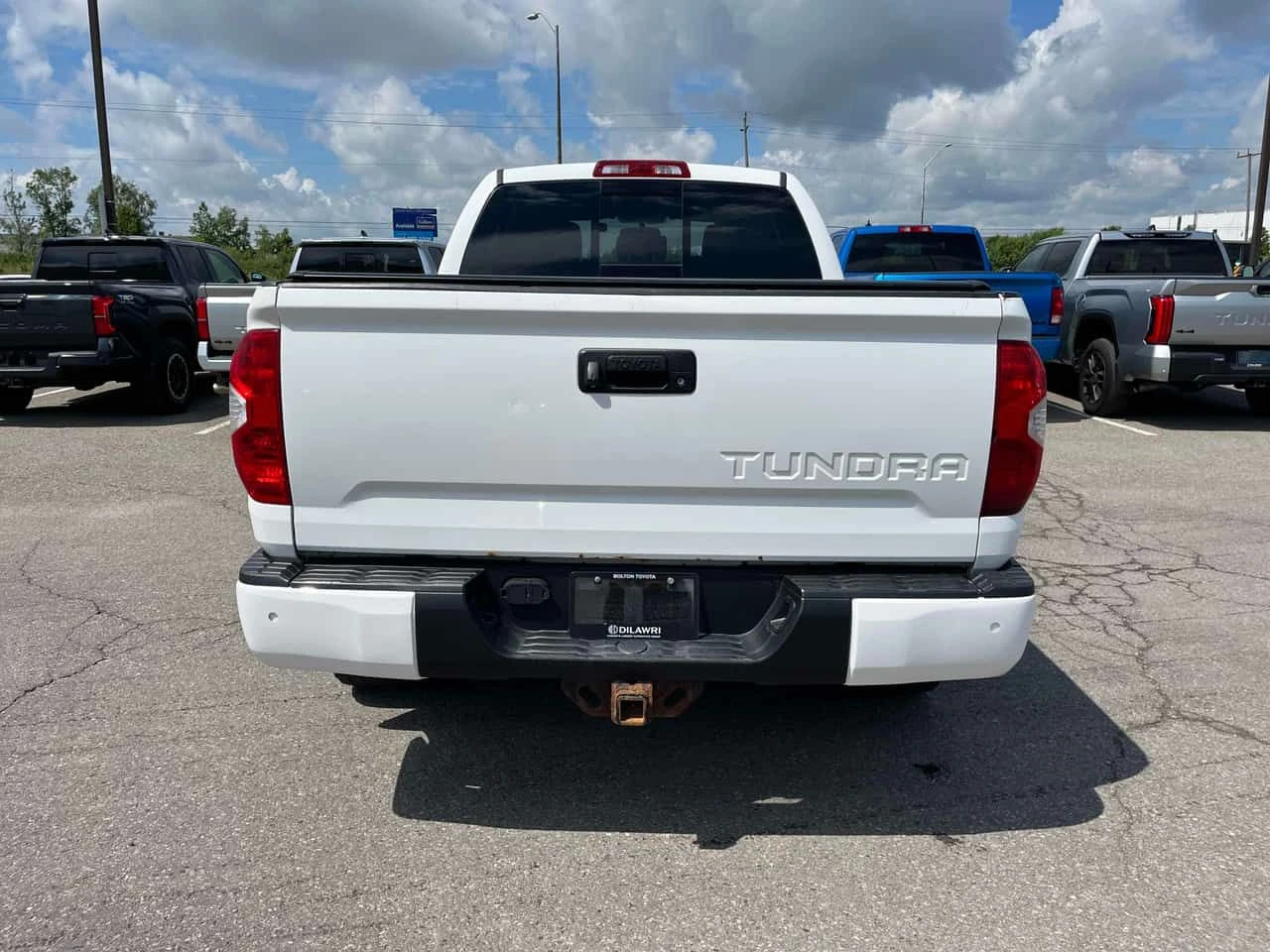 Toyota Tundra * SR * АВТОКРЕДИТ БЕЗ ПЪРВОНАЧАЛНА ВНОСКА* , снимка 4 - Автомобили и джипове - 54953188