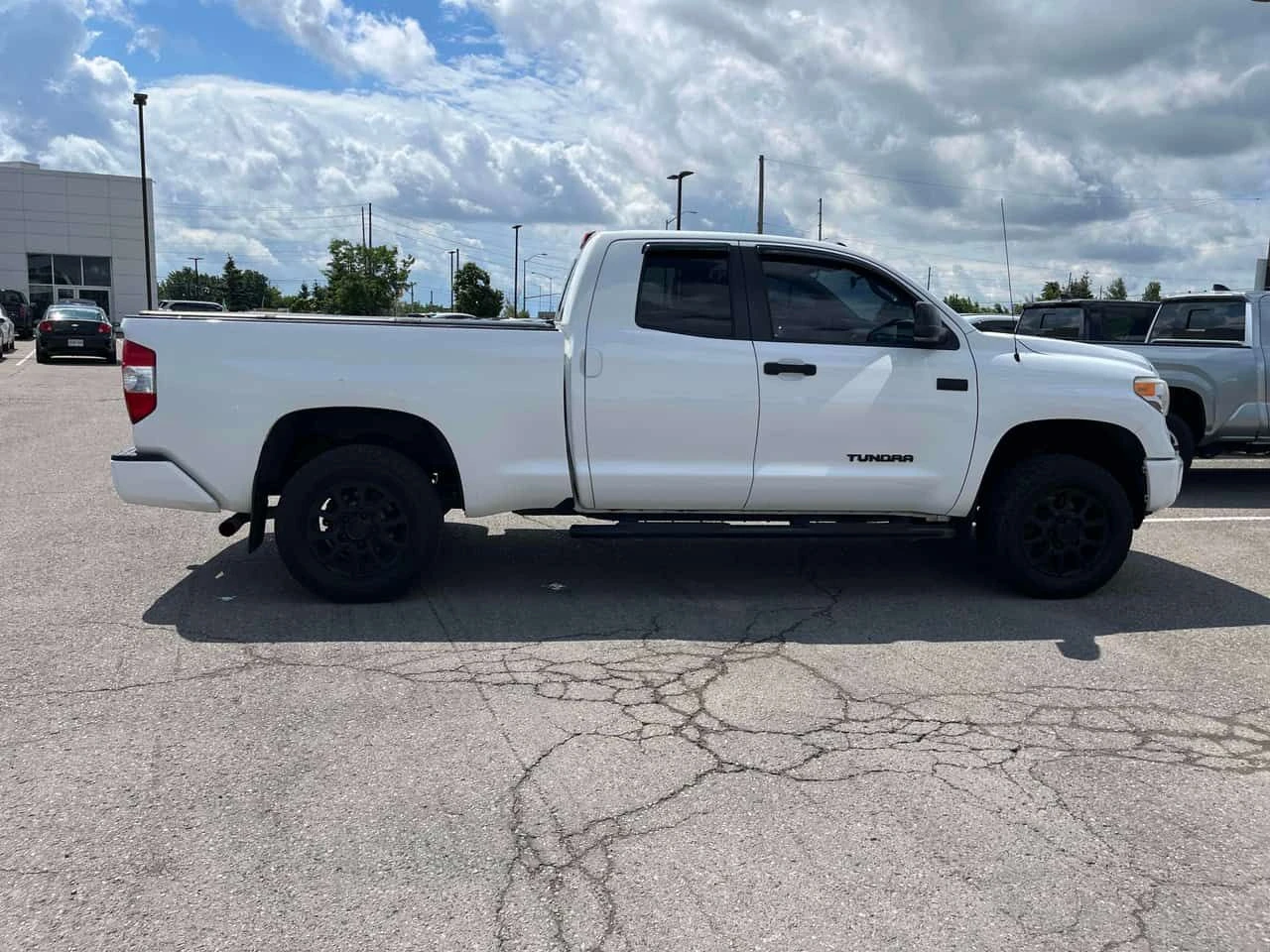 Toyota Tundra * SR * АВТОКРЕДИТ БЕЗ ПЪРВОНАЧАЛНА ВНОСКА* , снимка 3 - Автомобили и джипове - 54953188