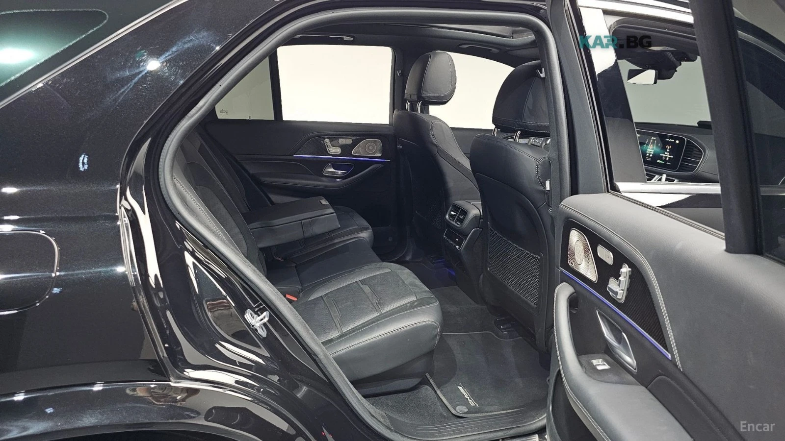 Mercedes-Benz GLE 4MATIC* МАСАЖ* ПОДГРЕВ* ОБДУХВ* BURM.* PANO* 360, снимка 9 - Автомобили и джипове - 55096567