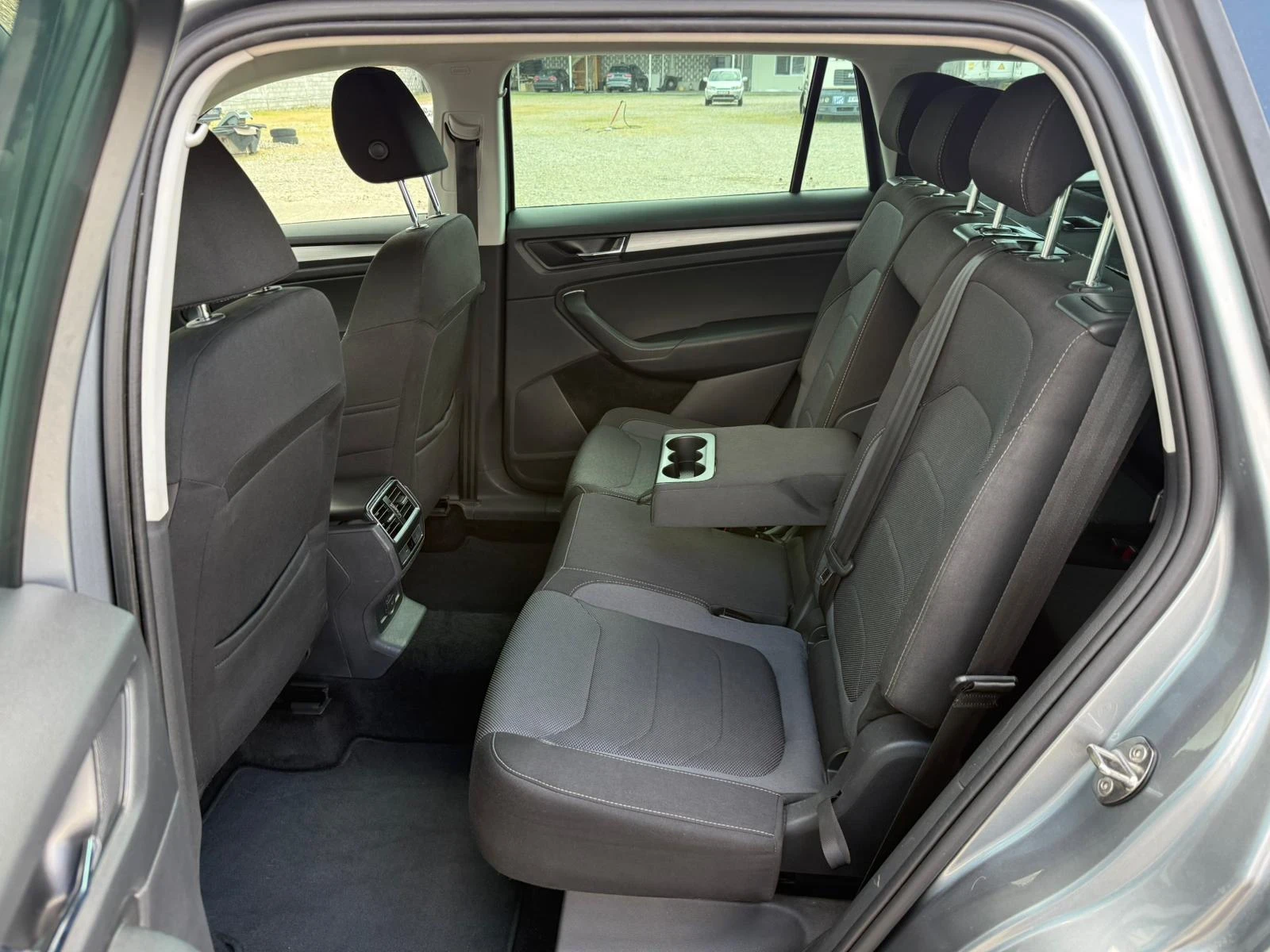 Skoda Kodiaq, снимка 6 - Автомобили и джипове - 55609590