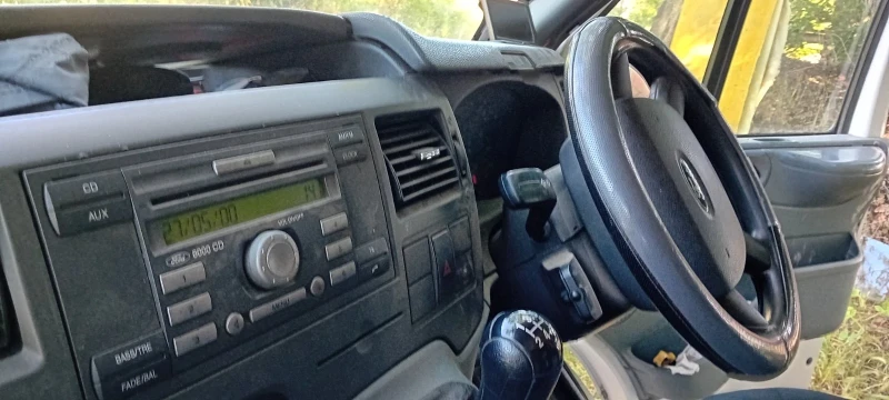 Ford Transit 2.4 TDCI RWD-MK7, снимка 17 - Бусове и автобуси - 52257320