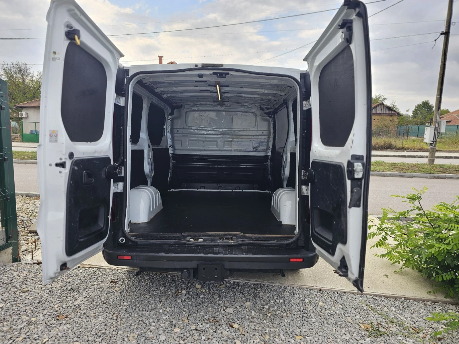 Opel Vivaro 1.6 CDTi BiTurbo Edition - изображение 9